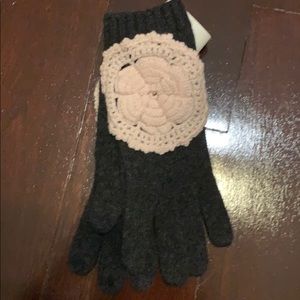 Moschino grey gloves with pink floral